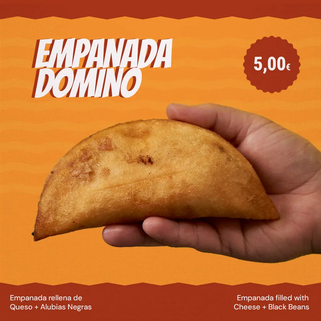 empanada-domino